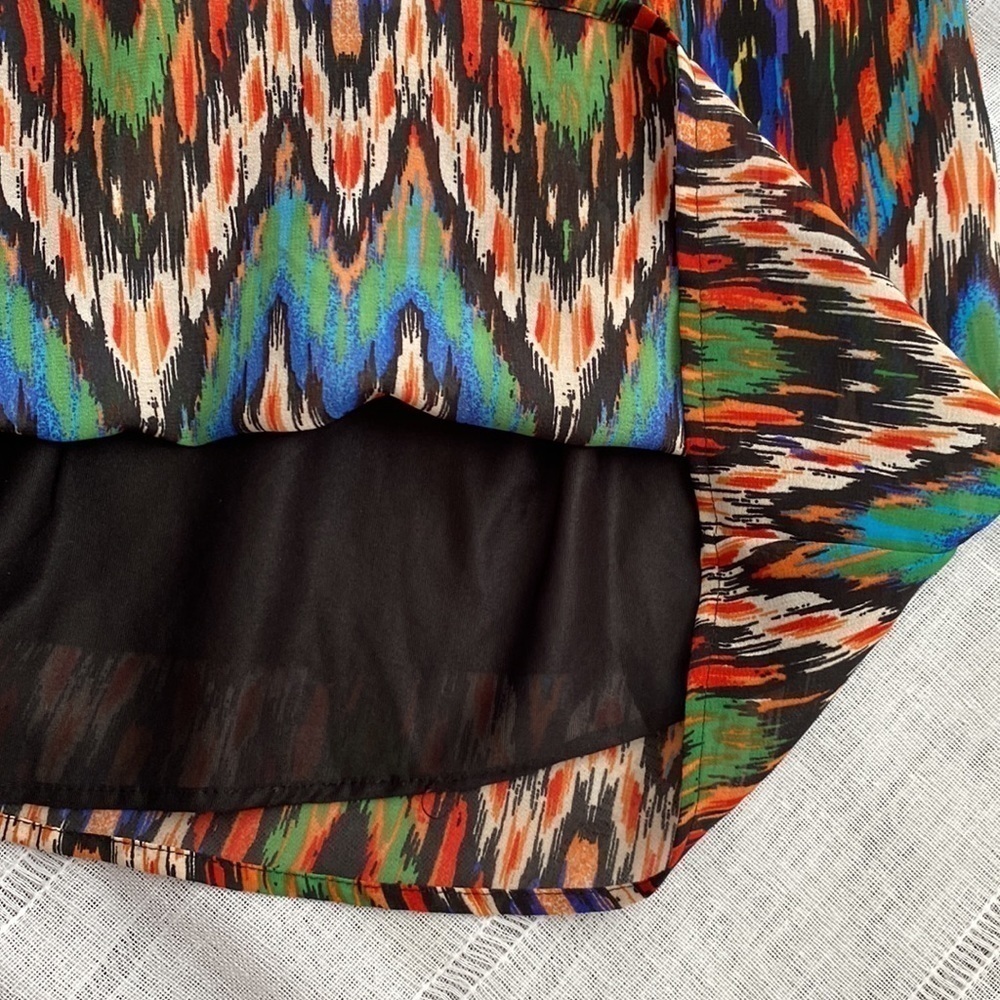 Speed Control sleeveless mini sundress with stunning bright colors. - Picture 12 of 16